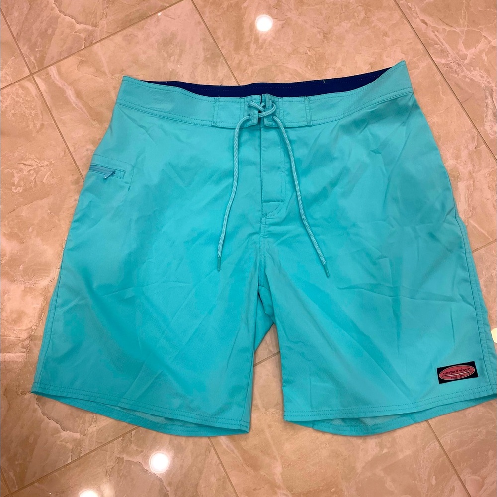 Men’s Vineyard Vines board shorts size 36 waist color: Turquoise